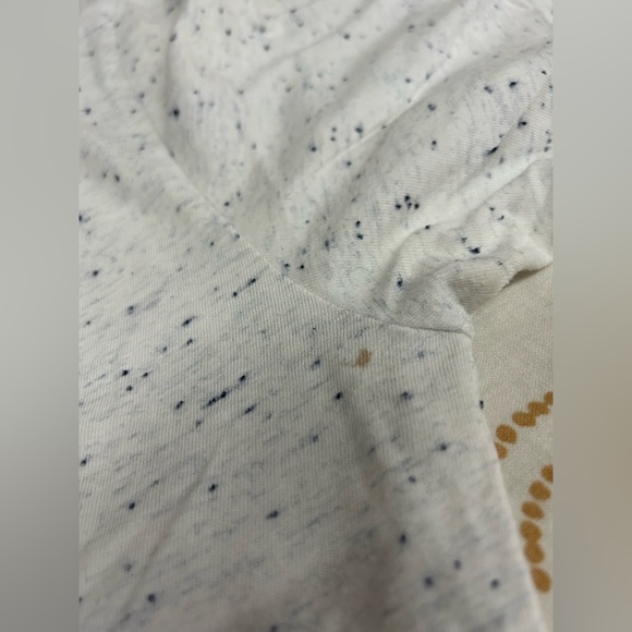 Old Navy USA White Large Shirt - Picture 3 of 6